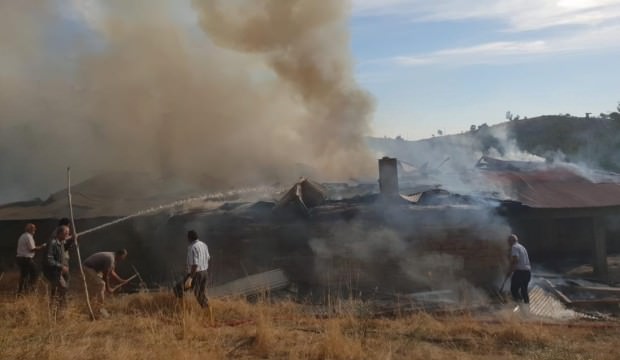 Kemal Kılıçdaroğlu'nun babaevi yandı!