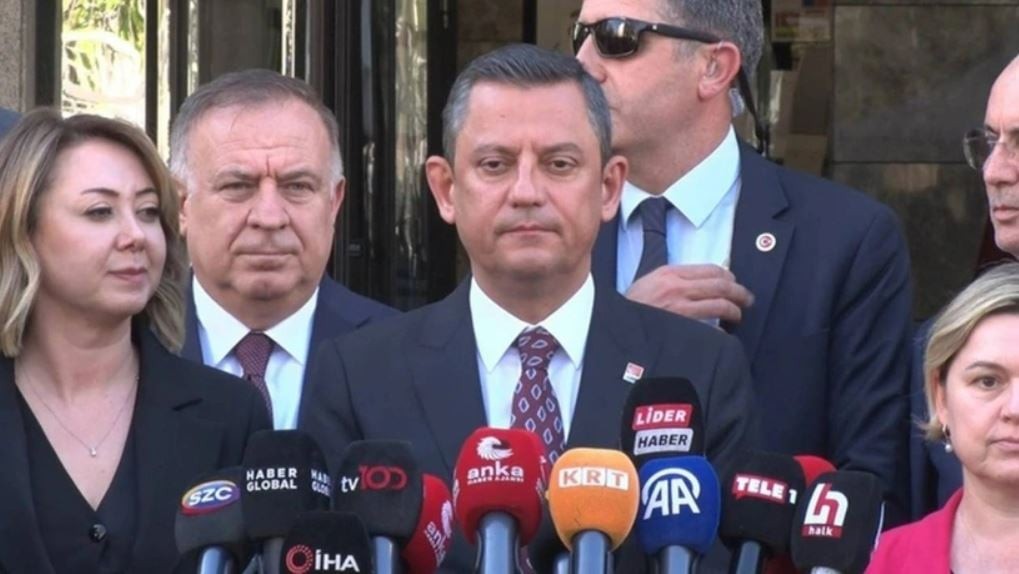 Kemalist tokatçısı Özdil’den Özgür Özel’e zehir zemberek sözler!