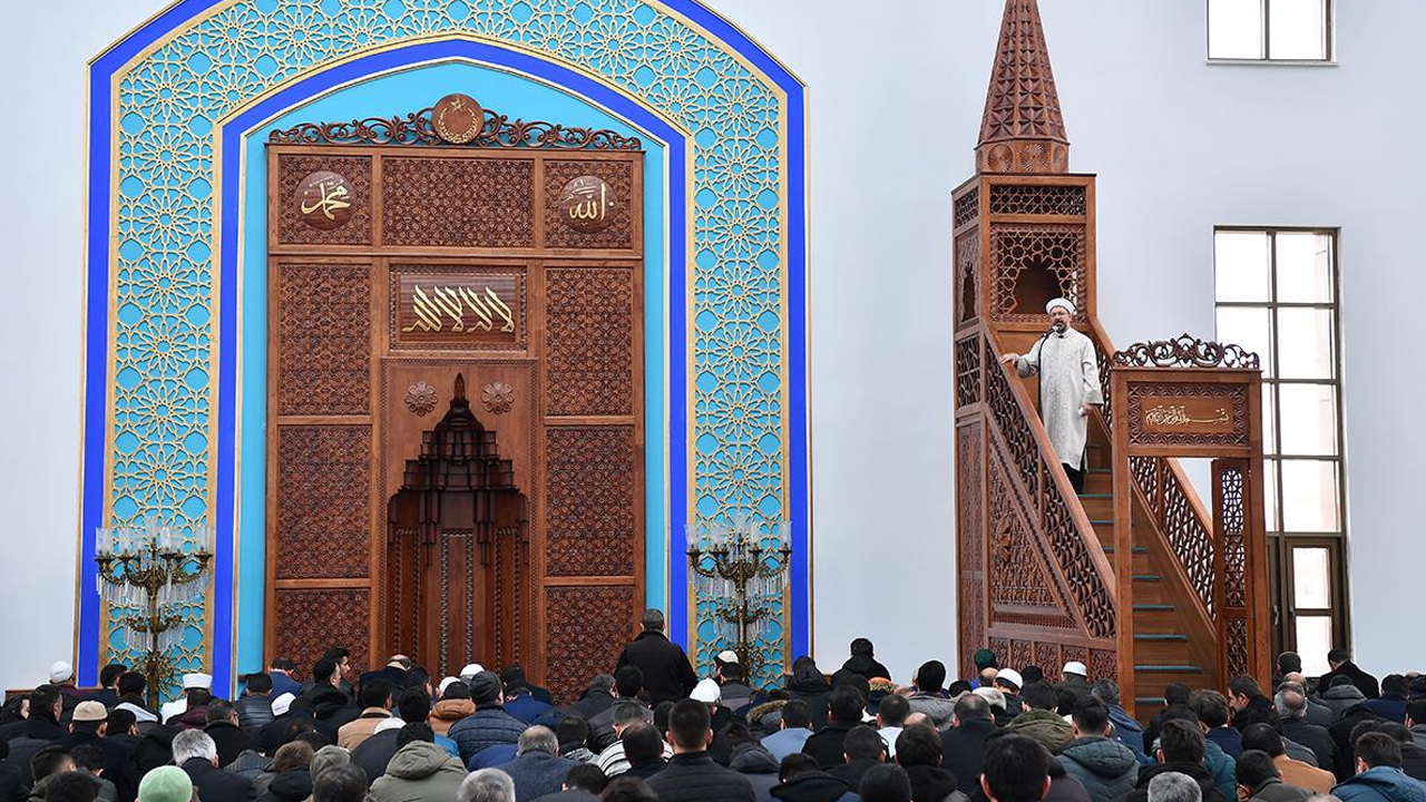 Kemalistler İslamiyet ile tanışıyor: Zina haramdır denilince "skandal" çığlıkları attılar!