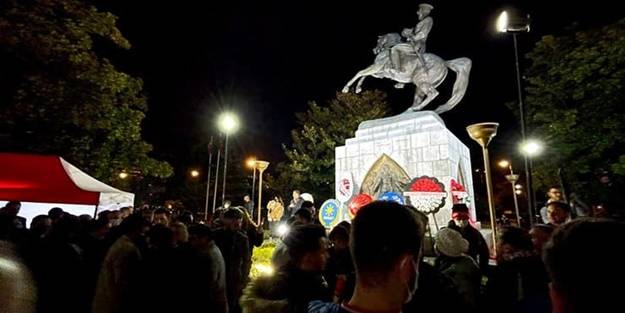 Kemalistler sarhoşlara karşı!