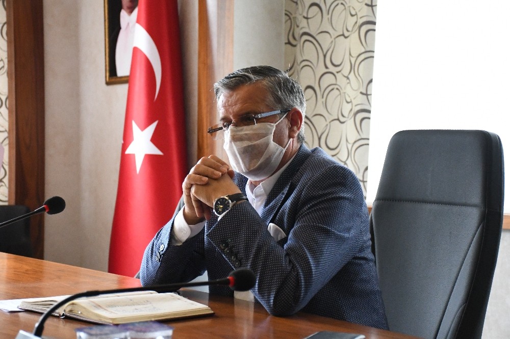 Kemer Belediyesi’nden eğitime a’dan z’ye destek 