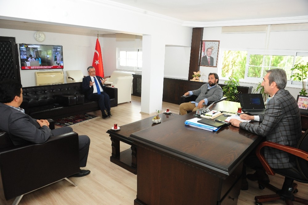 Kemer Kaymakamlığında korona virüs toplantısı 