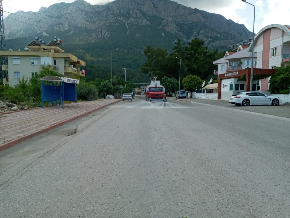 Kemer’de Atatürk Parkı projesi devam ediyor 