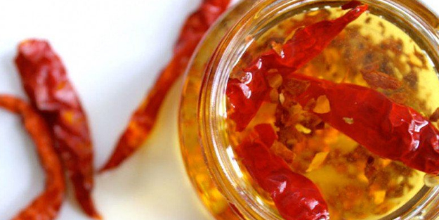 Kemiklerinizi ve eklemlerinizi bu tarifle güçlendirin! Zencefil tozu ile gelen şifa