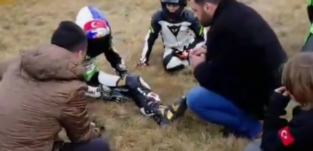 Milli motosikletçi Kenan Sofuoğlu, kaza yaptı