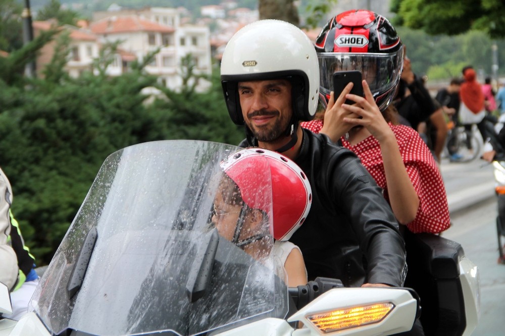 Kenan Sofuoğlu, motosiklet festivaline katıldı 