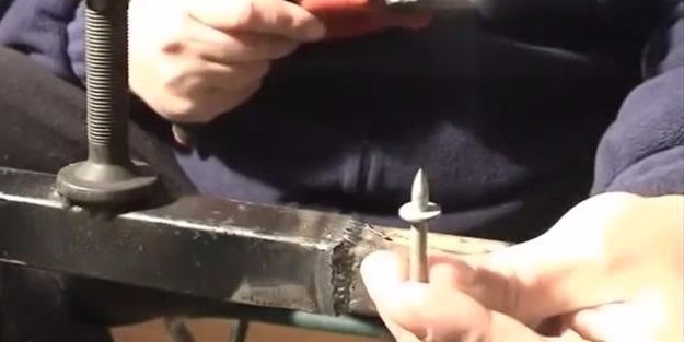 Kendi kış lastiğini yaptı! Siz de yapabilirsiniz!