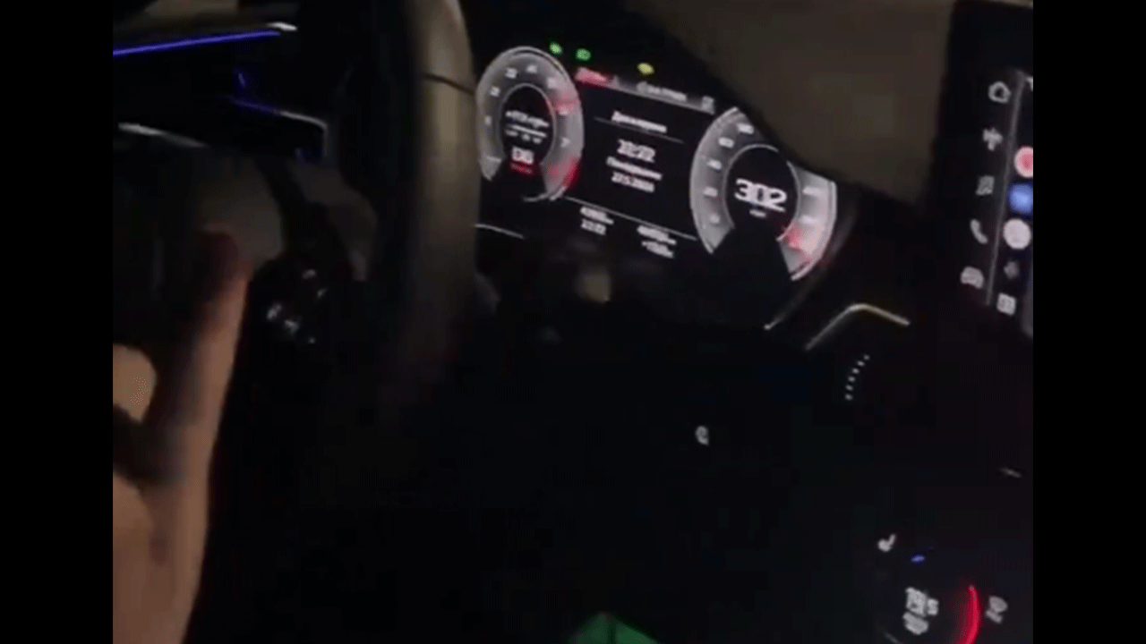 Kendi ölümlerini kayda aldılar! 300 km hızla böyle kaza yaptılar