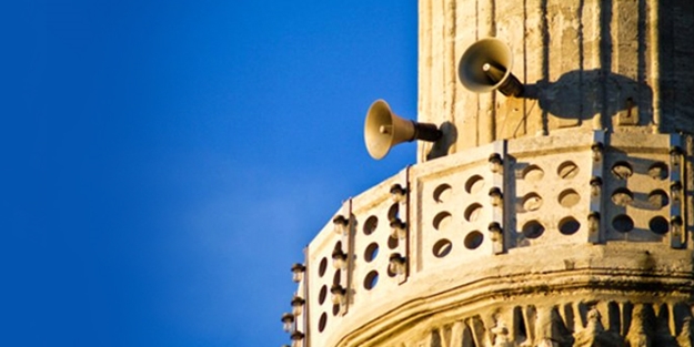 Kendi selasını duyan kadın...