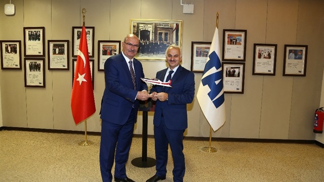 'Kendi uçağımızı yapıyorsak yerli otomobilimizi de yaparız'