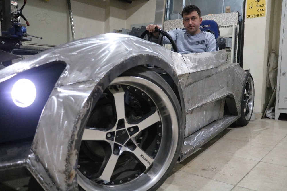 Kendi yerli otomobilini üretiyor 