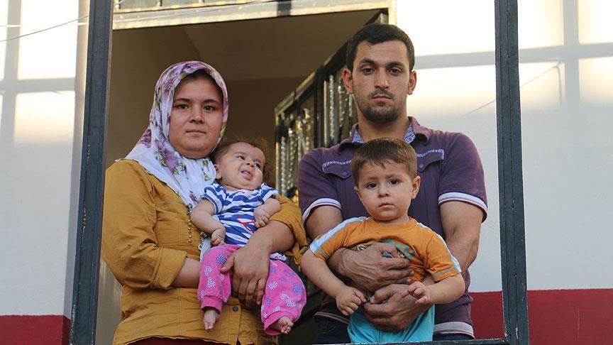 Kendileri engelli, SMA hastası bebekleri için yardım bekliyorlar