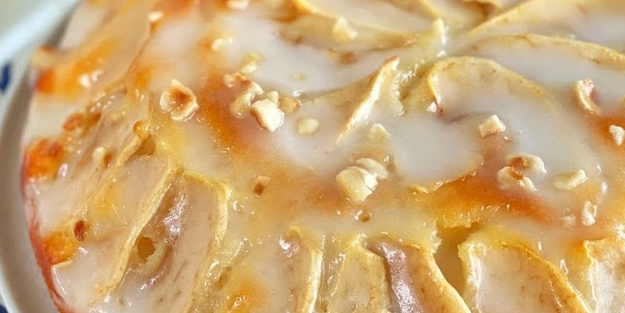 Kendinden soslu elmalı pamuk kek: Yapması kolay, 30 dakika! Misafirlerden onay alan bu keki sizin yaptığınıza kimse inanamayacak!
