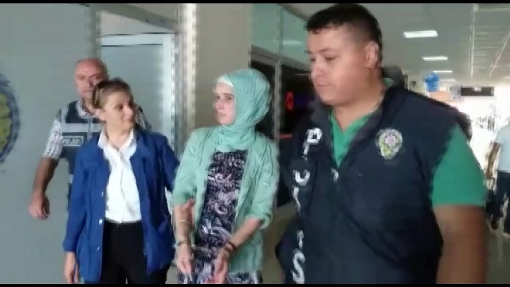 Kendine hamile süsü veren kadının üzerinden uyuşturucu çıktı 