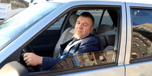 Kendisine ceza yazdırmak için polis aradı! Nedeni duyanları şaşırttı