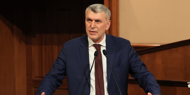 'Kendisini sağda solda pazarlıyor' diyerek İBB Başkanı İmamoğlu'na kırmızı kart gösterdi!
