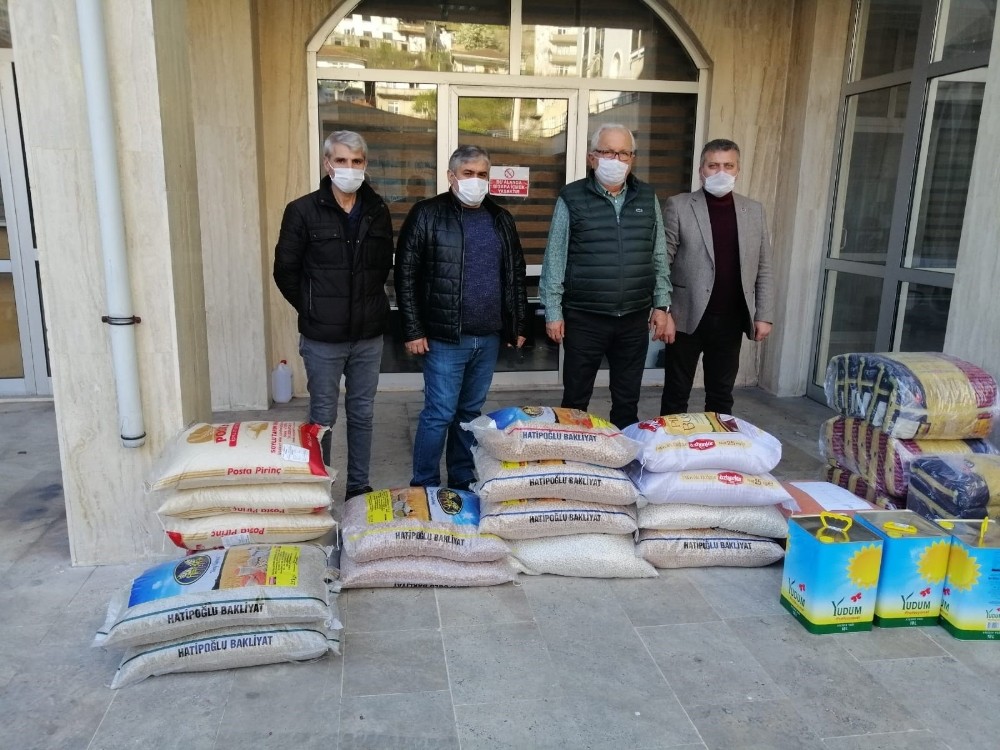 Kent konseyi 1 ton gıda da yardımda bulundu 