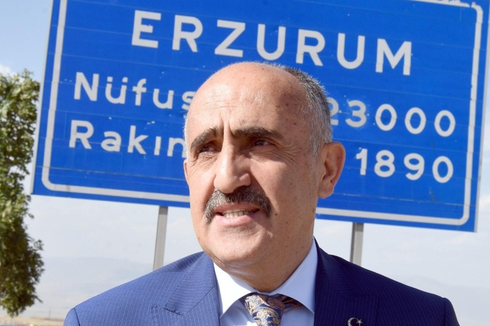 Kent Konseyi Başkanı Tanfer’den Anneler Günü mesajı 