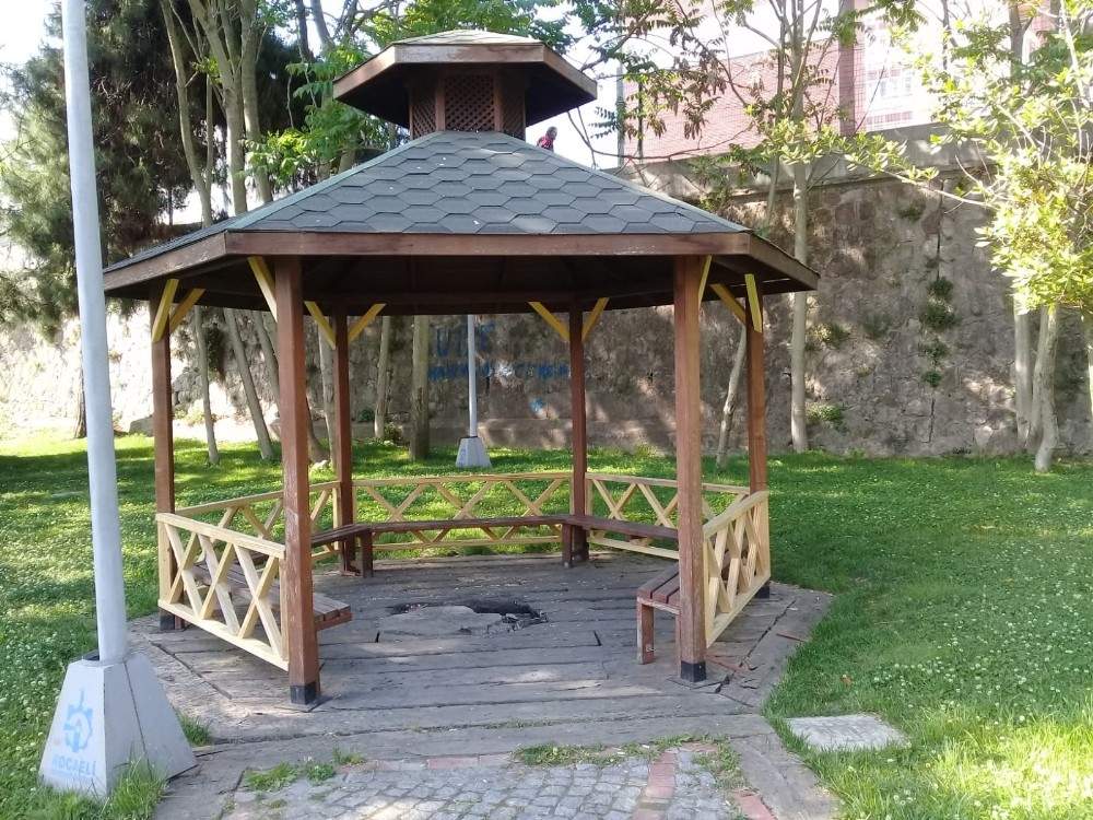 Kentsel donatı elemanları yenileniyor 