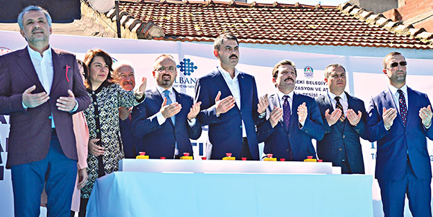 Kentsel dönüşümün öncüsü TOKİ ve İller Bankası olacak