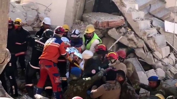 Kepçe operatörü fark etti! 202 saat sonunda böyle kurtarıldı