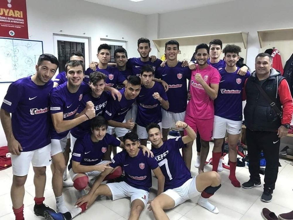 Kepez’de galibiyet sevinci 