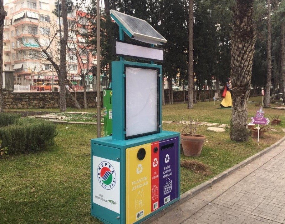 Kepez’den güneş enerjili ‘Mobil Atık Getirme Merkezi’ 