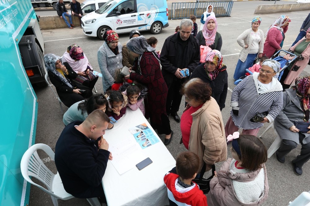 Kepez’in ‘Sağlık Tır’ı 5 bin 111 kişiye hizmet verdi 