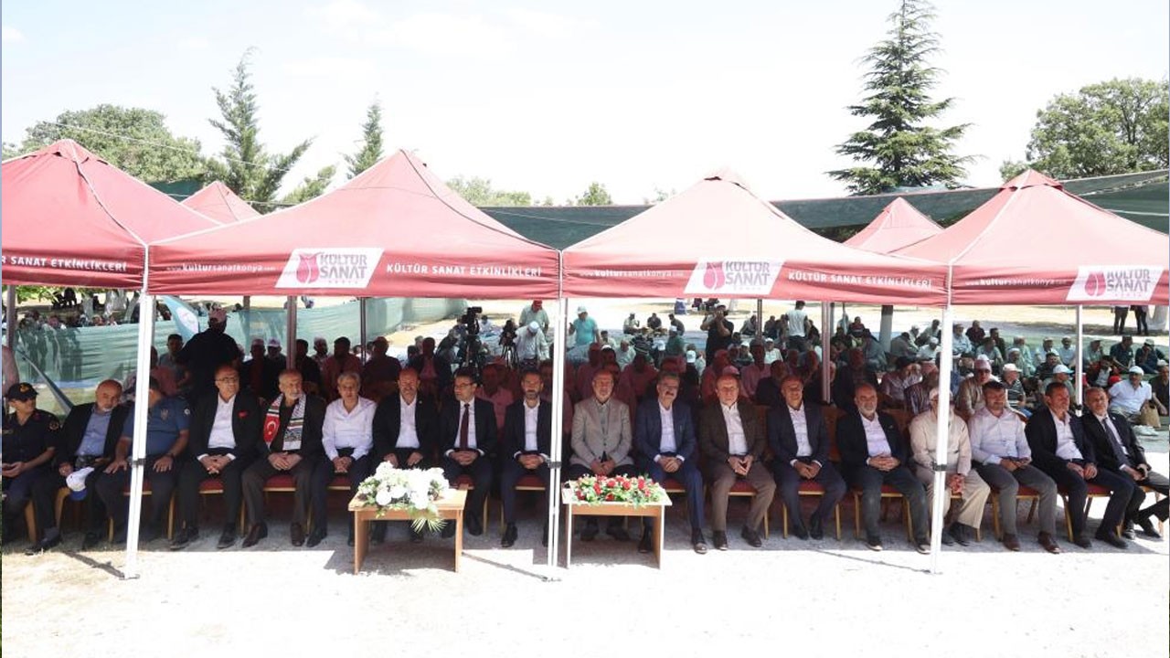 Keramet sahibi evliyalardandı: Konya'nın manevi büyüklerinden Ladikli Ahmet Ağa dualarla anıldı