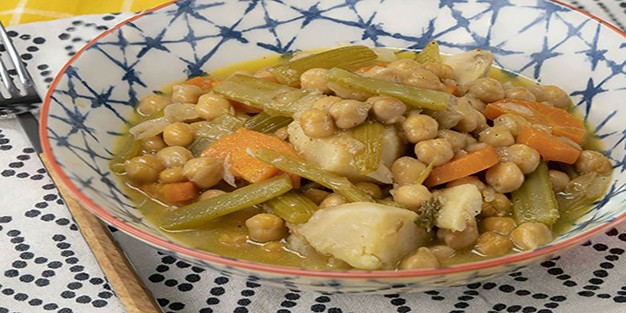 Kerevizli nohut yemeği tarifi | Kerevizli nohut yemeği nasıl yapılır?