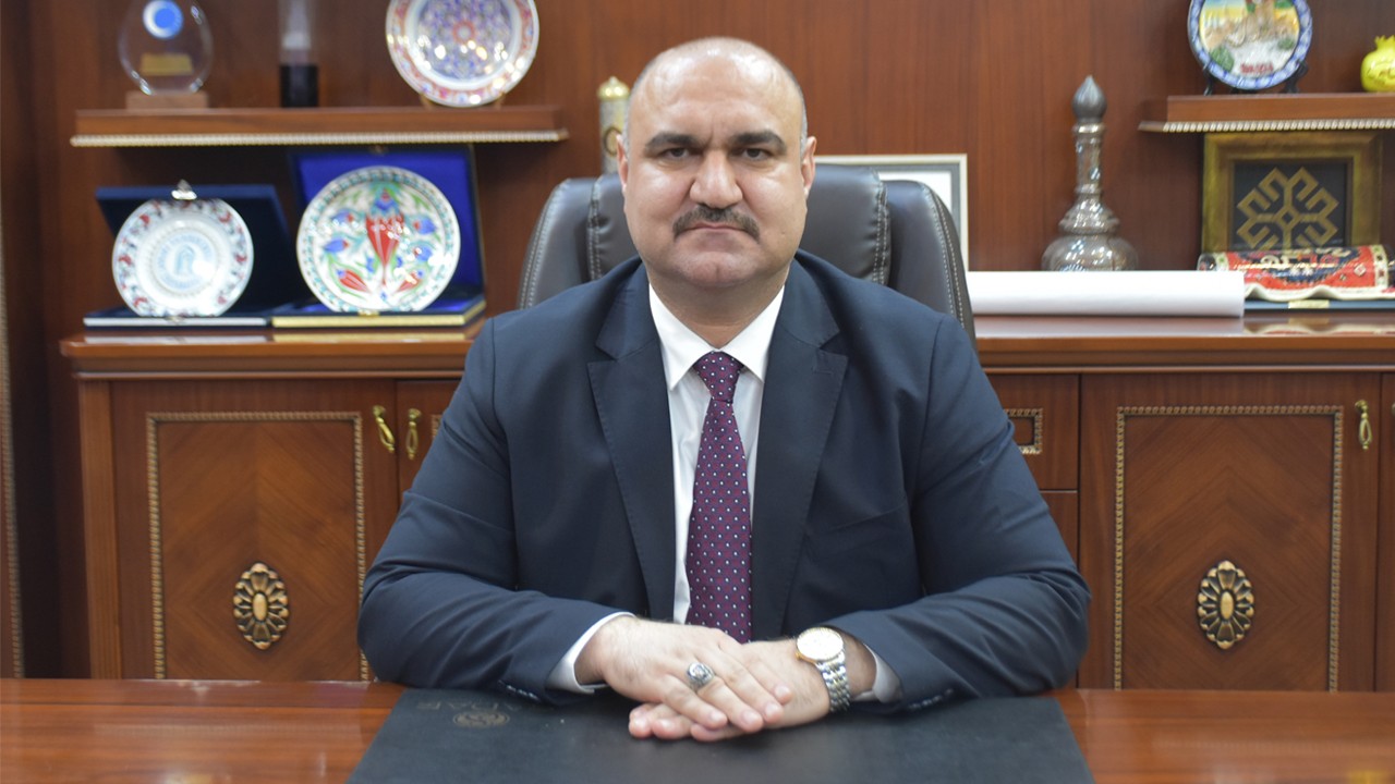 Kerkük’te 100 yıl sonra bir ilk yaşanmıştı! Türkmen vali mesaisine başladı