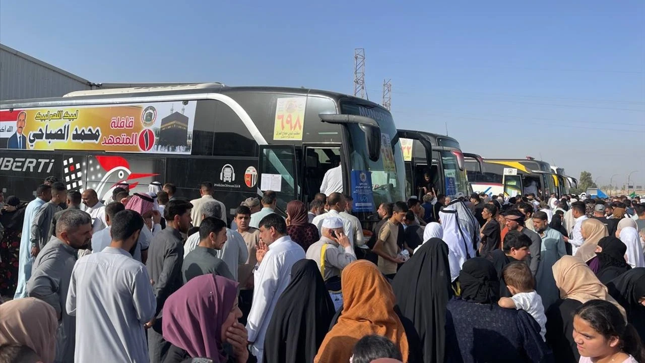 Kerkük'ten ilk hac kafilesi dualarla uğurlandı