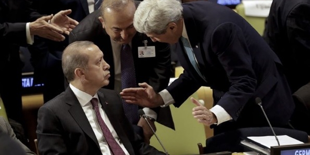 Kerry Erdoğan'ın ayağına kadar gelip anlattı