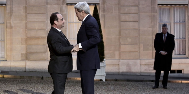 Kerry Fransa'dan özür diledi