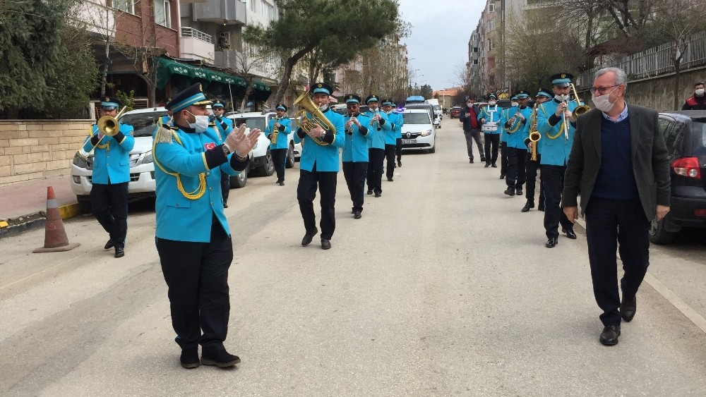 Keşan Belediye Bandosundan ‘Evde Kal’ konseri 