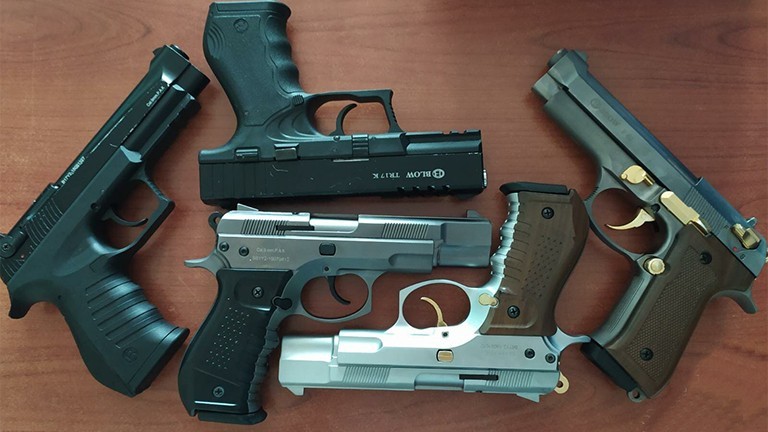Keşan’da kurusıkı silah çalan 3 çocuk yakalandı 