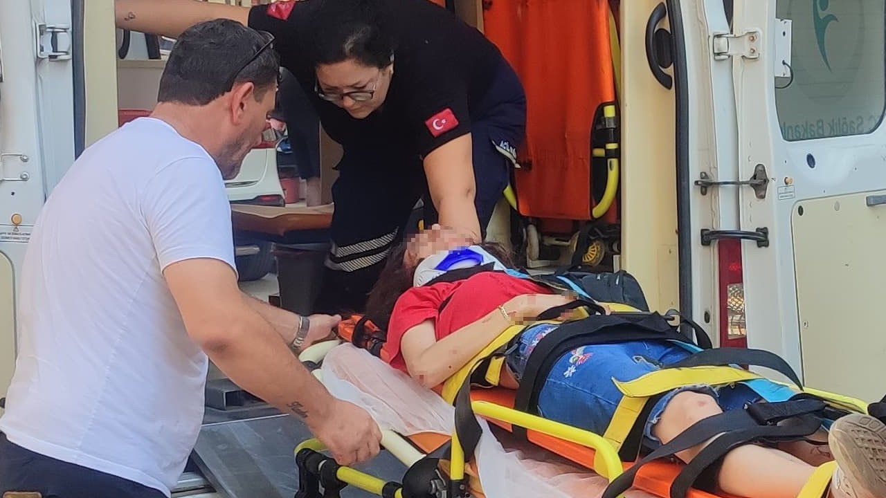 Keşan’da Motosiklet Yayaya Çarptı: 2 Yaralı