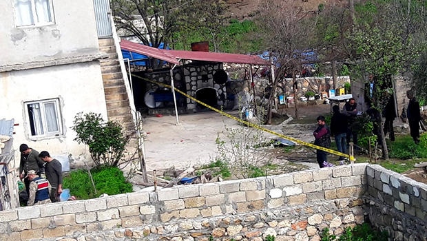Keserli dehşet... İtiraf etti... 'Baban yatakta kanlar içinde yatıyor'