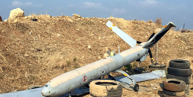 Keşif uçağı düşürüldü