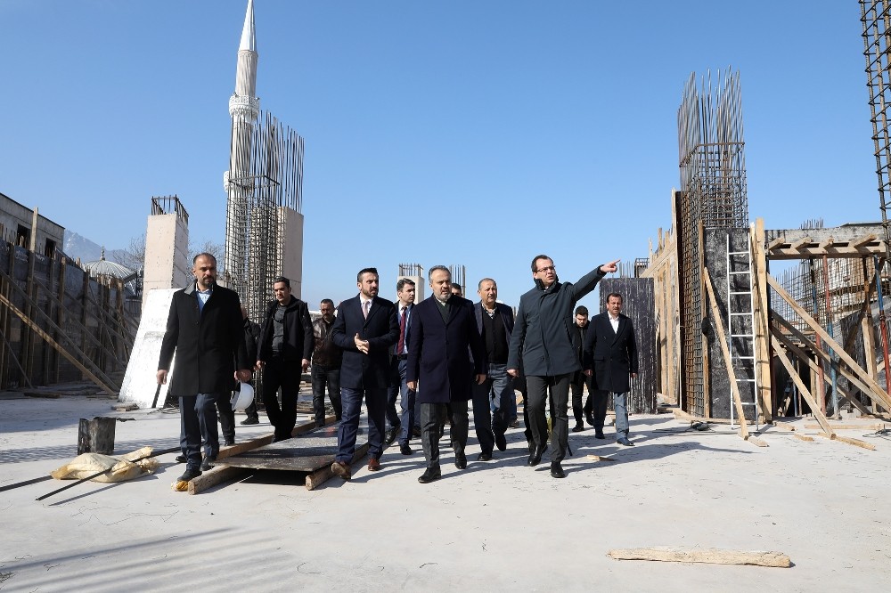 Kestel otopark ve pazar alanında hummalı çalışma 