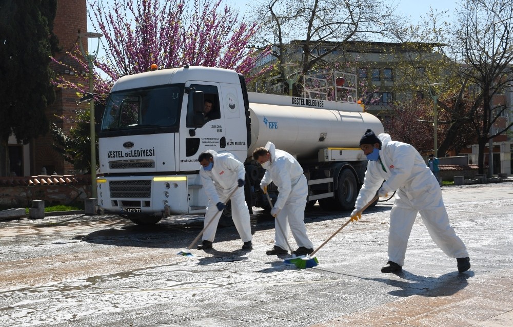 Kestel’de dezenfekte çalışmaları aralıksız sürüyor 