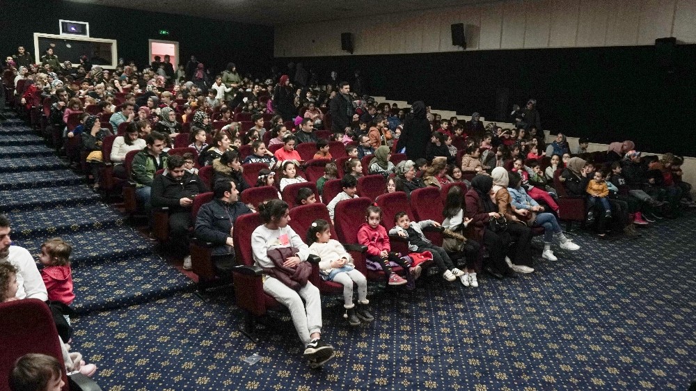 Kestel’de Rafadan Tayfa ilgi gördü 