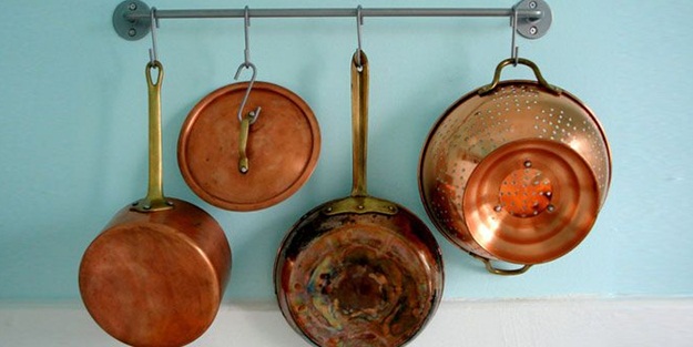 Ketçabı bakırın üzerine dökerseniz...