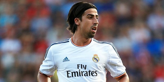 Khedira bavulunu topladı