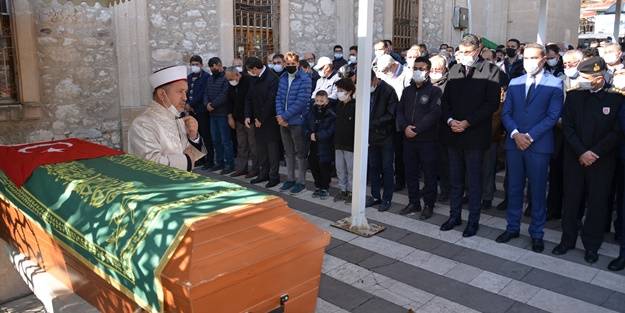 Kıbrıs gazisi son yolculuğuna uğurlandı