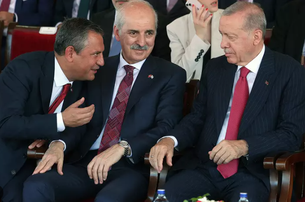 Kıbrıs’ta Özgür Özel’i rahatsız eden kişi kim? Dışişleri'ne bildireceğiz