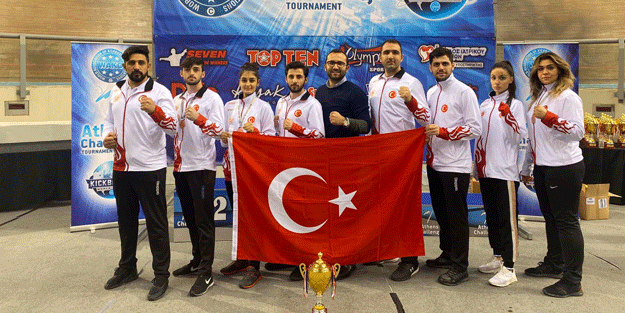 Milli kick boksçularımızdan 4 madalya!