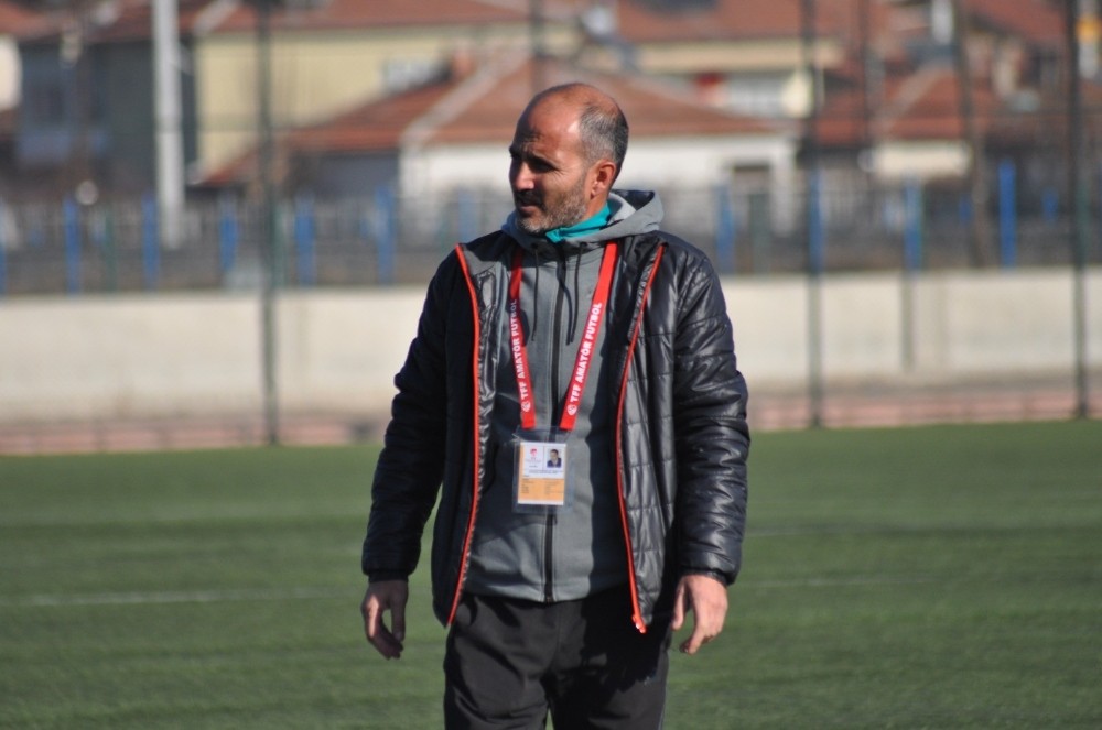Kılıçaslan Yıldızspor Bayan takımı TFF’nin kararını bekliyor 