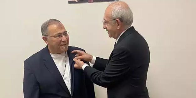 Kılıçdaroğlu bir de şansını böyle deneyecek! Seçmenini alamayınca besteciyi aldı