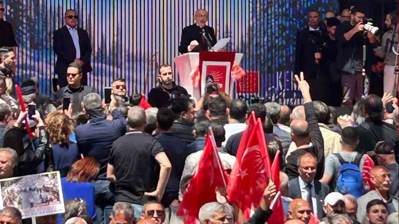 Kılıçdaroğlu değişimcileri FETÖ’cü ilan etti!